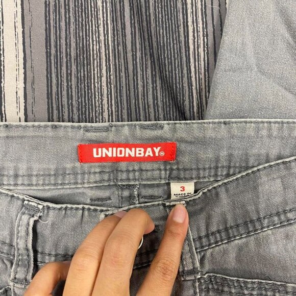 Y2k Unionbay Grey Lowrise Cargo jeans - Picture 3 of 3